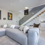 Rosciola Villa *